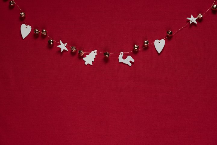 joanna-kosinska-488795-unsplash